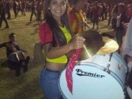 Hincha - Tribunera - Chica - Fanatica de la Barra: Garra Herediana • Club: Herediano