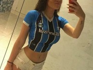 Hincha - Tribunera - Chica - Fanatica de la Barra: Geral do Grêmio • Club: Grêmio • País: Brasil