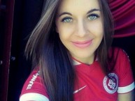 Hincha - Tribunera - Chica - Fanatica de la Barra: Guarda Popular • Club: Internacional