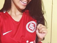 Hincha - Tribunera - Chica - Fanatica de la Barra: Guarda Popular • Club: Internacional