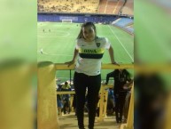 Hincha - Tribunera - Chica - Fanatica de la Barra: La 12 • Club: Boca Juniors