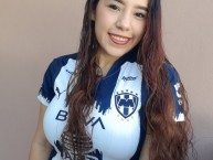 Hincha - Tribunera - Chica - Fanatica de la Barra: La Adicción • Club: Monterrey • País: México