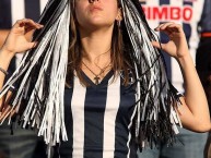 Hincha - Tribunera - Chica - Fanatica de la Barra: La Adicción • Club: Monterrey