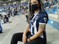 Hincha - Tribunera - Chica - Fanatica de la Barra: La Adicción • Club: Monterrey