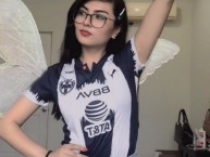 Hincha - Tribunera - Chica - Fanatica de la Barra: La Adicción • Club: Monterrey