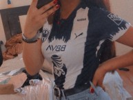 Hincha - Tribunera - Chica - Fanatica de la Barra: La Adicción • Club: Monterrey • País: México