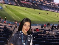 Hincha - Tribunera - Chica - Fanatica de la Barra: La Adicción • Club: Monterrey