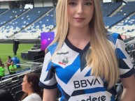 Hincha - Tribunera - Chica - Fanatica de la Barra: La Adicción &bull; Club: Monterrey