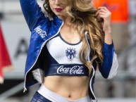 Hincha - Tribunera - Chica - Fanatica de la Barra: La Adicción &bull; Club: Monterrey