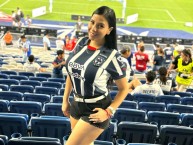 Hincha - Tribunera - Chica - Fanatica de la Barra: La Adicción &bull; Club: Monterrey
