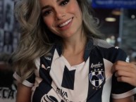 Hincha - Tribunera - Chica - Fanatica de la Barra: La Adicción • Club: Monterrey • País: México