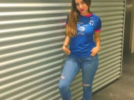 Hincha - Tribunera - Chica - Fanatica de la Barra: La Adicción • Club: Monterrey • País: México