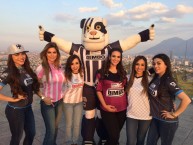 Hincha - Tribunera - Chica - Fanatica de la Barra: La Adicción • Club: Monterrey • País: México