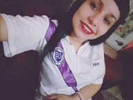 Hincha - Tribunera - Chica - Fanatica de la Barra: La Banda de Campana • Club: Villa Dálmine