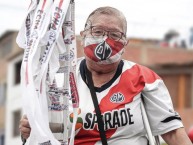 Hincha - Tribunera - Chica - "La Generala fiel hincha del Muni siempre presente en la popular!" Fanatica de la Barra: La Banda del Basurero • Club: Deportivo Municipal • País: Peru