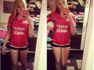 Hincha - Tribunera - Chica - Fanatica de la Barra: La Banda del Parque • Club: Nacional