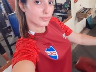 Hincha - Tribunera - Chica - Fanatica de la Barra: La Banda del Parque • Club: Nacional