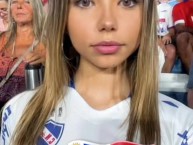 Hincha - Tribunera - Chica - Fanatica de la Barra: La Banda del Parque • Club: Nacional