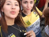 Hincha - Tribunera - Chica - Fanatica de la Barra: La Banda Monstruo • Club: Almirante Brown