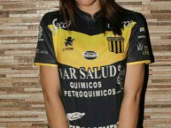 Hincha - Tribunera - Chica - Fanatica de la Barra: La Banda Monstruo • Club: Almirante Brown