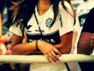 Hincha - Tribunera - Chica - Fanatica de la Barra: La Barra 79 • Club: Olimpia