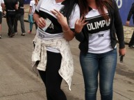 Hincha - Tribunera - Chica - Fanatica de la Barra: La Barra 79 • Club: Olimpia