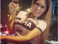 Hincha - Tribunera - Chica - Fanatica de la Barra: La Barra 79 • Club: Olimpia