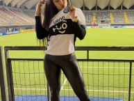 Hincha - Tribunera - Chica - Fanatica de la Barra: La Barra 79 &bull; Club: Olimpia &bull; País: Paraguay