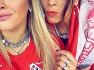 Hincha - Tribunera - Chica - Fanatica de la Barra: La Barra del Rojo • Club: Independiente