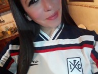 Hincha - Tribunera - Chica - Fanatica de la Barra: La Barra del Rojo • Club: Independiente