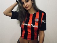 Hincha - Tribunera - Chica - Fanatica de la Barra: La Gloriosa Butteler • Club: San Lorenzo