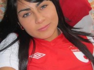 Hincha - Tribunera - Chica - Fanatica de la Barra: La Guardia Albi Roja Sur • Club: Independiente Santa Fe