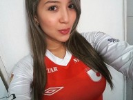 Hincha - Tribunera - Chica - Fanatica de la Barra: La Guardia Albi Roja Sur • Club: Independiente Santa Fe