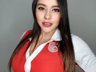 Hincha - Tribunera - Chica - Fanatica de la Barra: La Guardia Albi Roja Sur • Club: Independiente Santa Fe