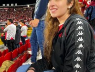 Hincha - Tribunera - Chica - "@isa.cisf" Fanatica de la Barra: La Guardia Albi Roja Sur • Club: Independiente Santa Fe