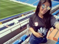 Hincha - Tribunera - Chica - Fanatica de la Barra: La Guardia Albi Roja Sur • Club: Independiente Santa Fe