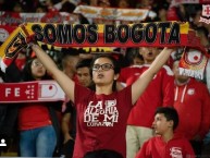 Hincha - Tribunera - Chica - Fanatica de la Barra: La Guardia Albi Roja Sur • Club: Independiente Santa Fe