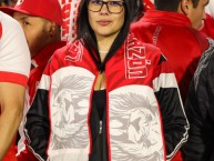 Hincha - Tribunera - Chica - Fanatica de la Barra: La Guardia Albi Roja Sur &bull; Club: Independiente Santa Fe &bull; País: Colombia