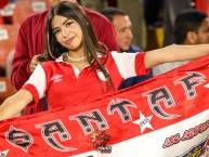 Hincha - Tribunera - Chica - Fanatica de la Barra: La Guardia Albi Roja Sur &bull; Club: Independiente Santa Fe &bull; País: Colombia