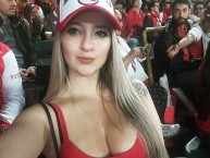 Hincha - Tribunera - Chica - Fanatica de la Barra: La Guardia Albi Roja Sur • Club: Independiente Santa Fe