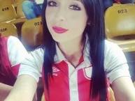 Hincha - Tribunera - Chica - Fanatica de la Barra: La Guardia Albi Roja Sur • Club: Independiente Santa Fe