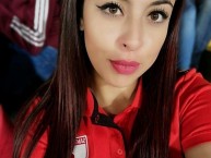 Hincha - Tribunera - Chica - Fanatica de la Barra: La Guardia Albi Roja Sur • Club: Independiente Santa Fe