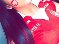 Hincha - Tribunera - Chica - Fanatica de la Barra: La Guardia Albi Roja Sur • Club: Independiente Santa Fe