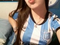 Hincha - Tribunera - Chica - Fanatica de la Barra: La Guardia Imperial • Club: Racing Club