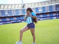 Hincha - Tribunera - Chica - Fanatica de la Barra: La Guardia Imperial • Club: Racing Club