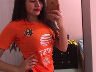 Hincha - Tribunera - Chica - Fanatica de la Barra: La Monumental • Club: América