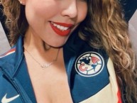 Hincha - Tribunera - Chica - Fanatica de la Barra: La Monumental • Club: América