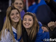 Hincha - Tribunera - Chica - Fanatica de la Barra: La Pandilla de Liniers • Club: Vélez Sarsfield