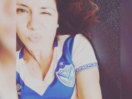 Hincha - Tribunera - Chica - Fanatica de la Barra: La Pandilla de Liniers • Club: Vélez Sarsfield • País: Argentina