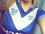 Hincha - Tribunera - Chica - Fanatica de la Barra: La Pandilla de Liniers • Club: Vélez Sarsfield